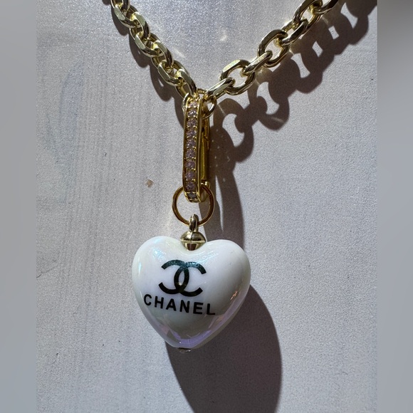 Upcycled Puffy Heart Chanel Pendant White - Picture 4 of 7